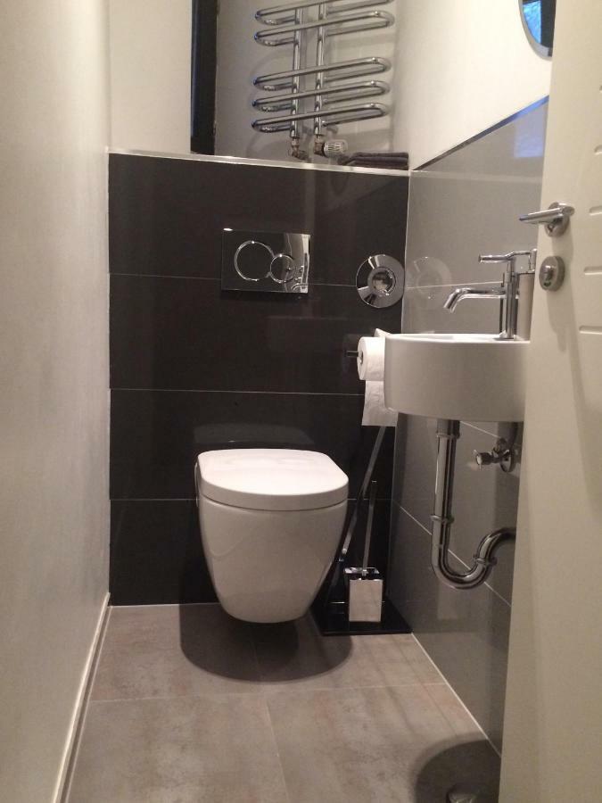 Calm Spacy Room, Own Modern Bath, Near Center, To 1 Person Or A Couple - Not Suitable For Craftsmen, Not Accepted - Privatly Rented Nuremberga Exterior foto